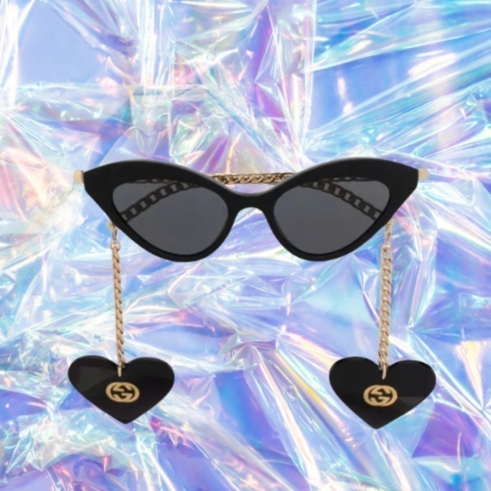 NWT Gucci Cat Eye Tinted Sunglasses with Detachable Charms